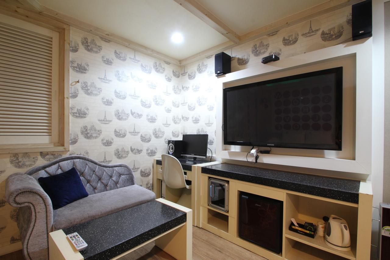 Show Hotel Busan Room photo